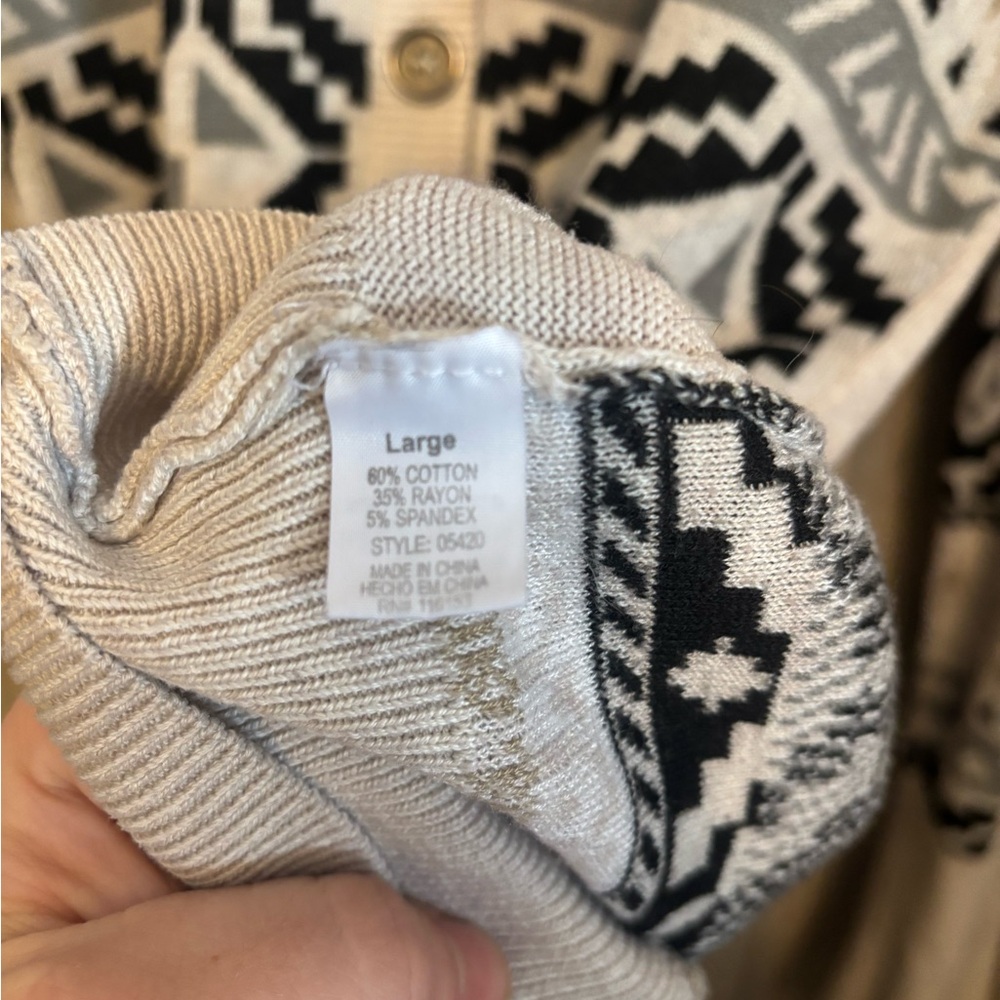 Patterned Beige and Black Women's Sweater - Picture 3 of 3